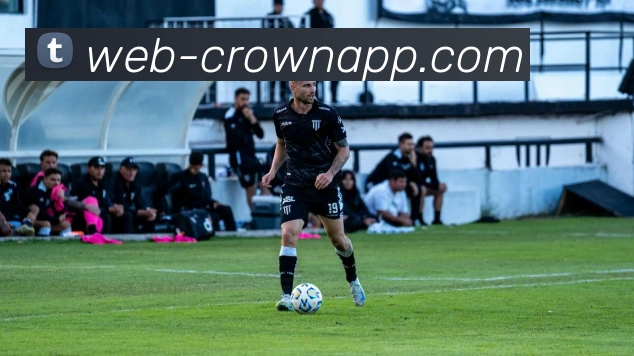 安芬尼西蒙斯末节狂砍16分助力逆转创赛季新高39分表现惊艳全场