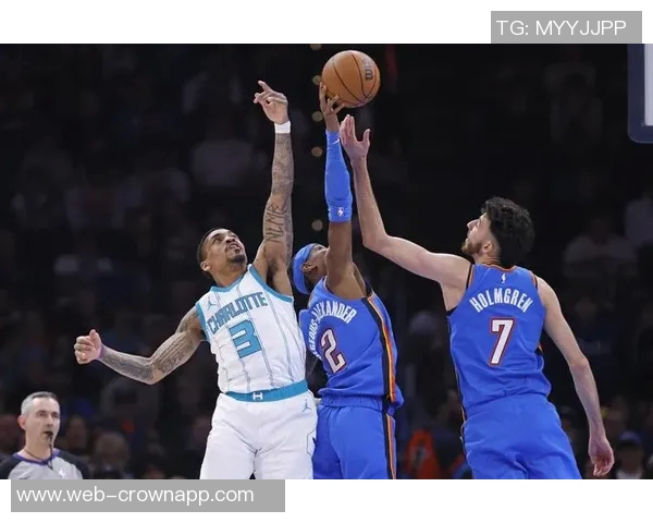 黄蜂主帅称先发防守奠定基调传球流畅展现团队感染力